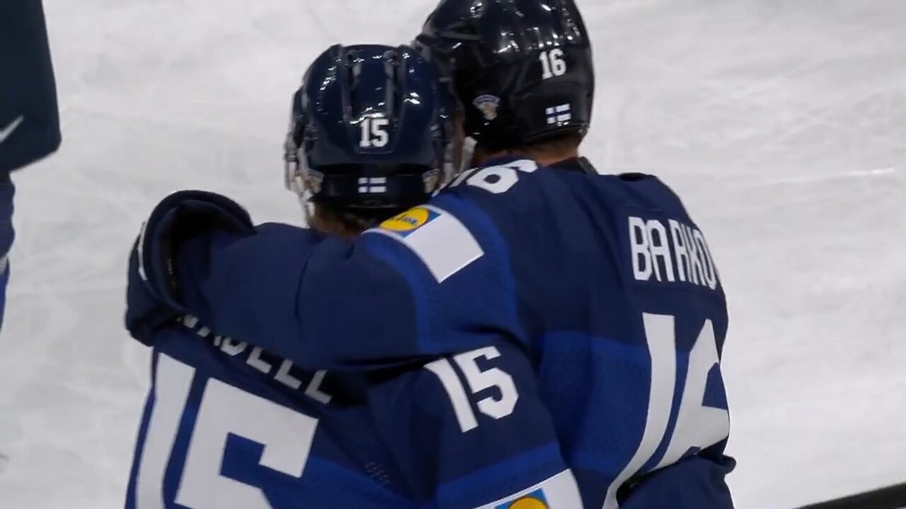 Panthers’ Barkov nets assist in return to ice with Finland