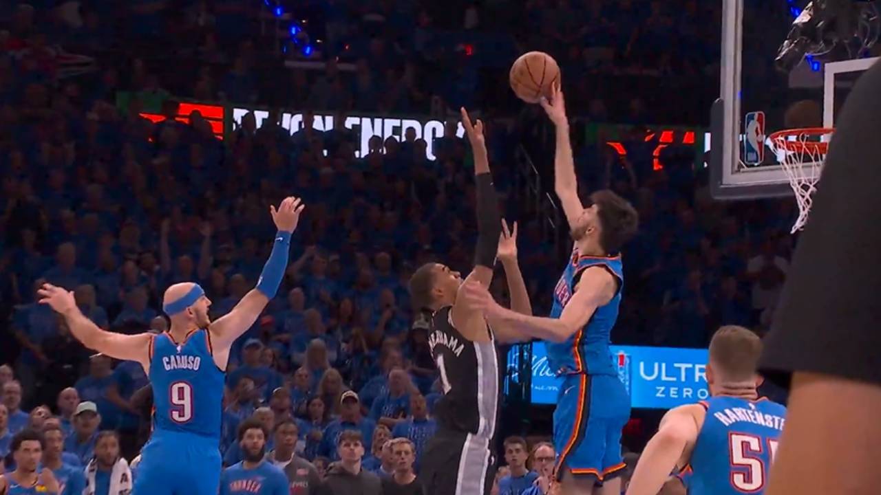 Holmgren's Buzzer Block Reshapes Game 1 Narrative—And Late-Game Leverage Props