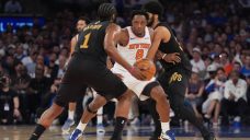 Anunoby finishes strong in return from injury to help Knicks take Game 1 in OT