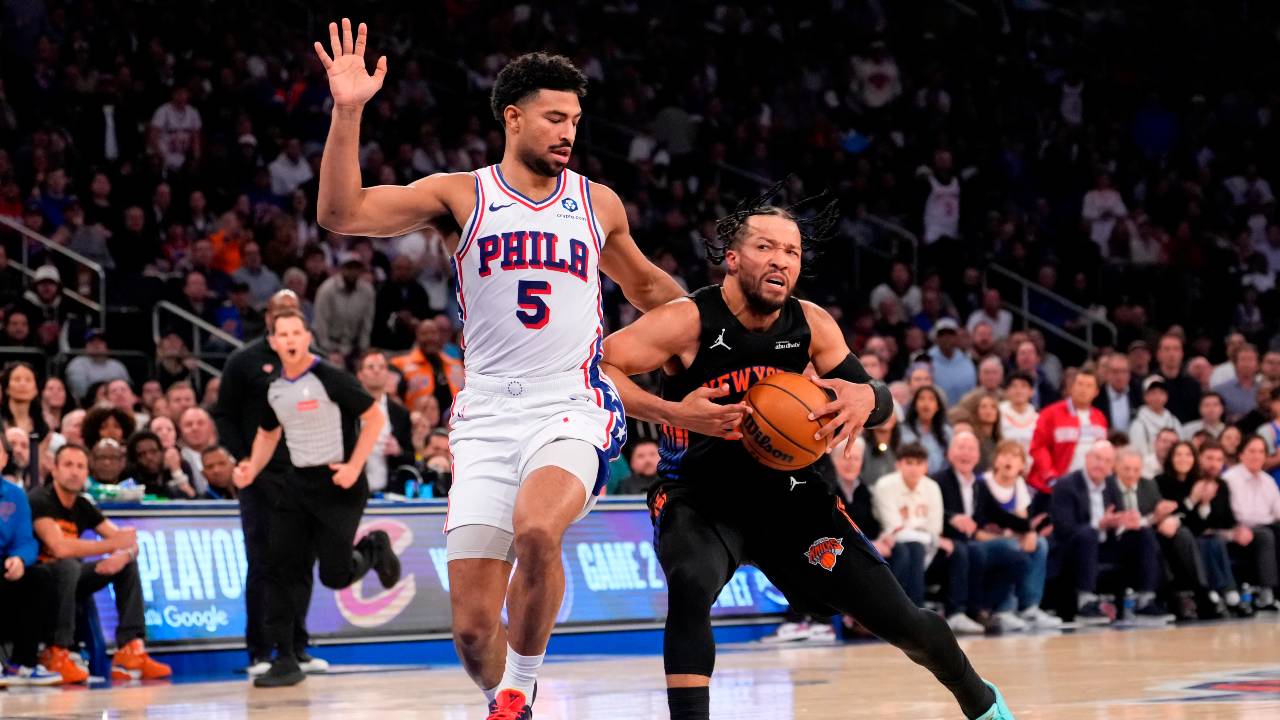 Brunson powers Knicks to 2-0 series lead over 76ers