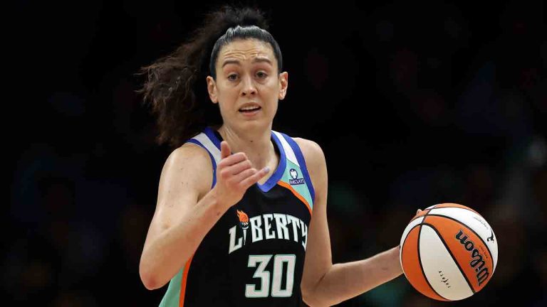 New York Liberty forward Breanna Stewart (30) looks to pass the ball during a WNBA basketball game against the Connecticut Sun in New York on Friday, May 8, 2026. (Adam Hunger/AP)