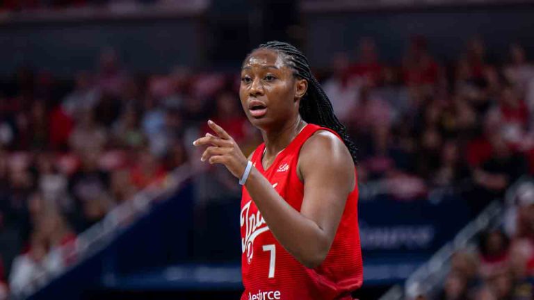 Indiana Fever center-forward Aliyah Boston (7) during an WNBA basketball in Indianapolis, Saturday, May 9, 2026. (Doug McSchooler/AP)