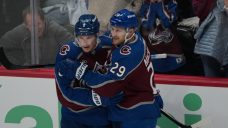 Avalanche stun Wild with late comeback to win Game 5, take series