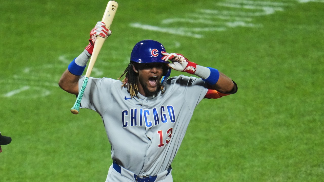 Pirates send skidding Cubs to 10th straight loss