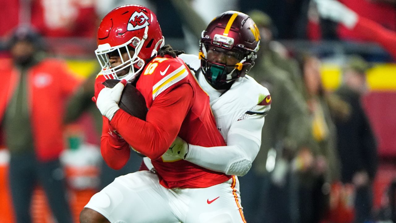 Bills sign ex-Chiefs edge rusher Mike Danna