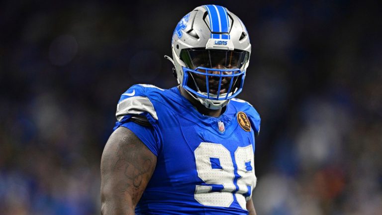Detroit Lions defensive tackle DJ Reader lines up during the second half of an NFL football game against the Chicago Bears in Detroit, Thursday, Nov. 28, 2024. The Lions won 23-20. (AP Photo/David Dermer)