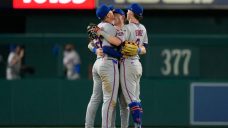Mets secure second straight extra-inning win with a 10 run 12th inning