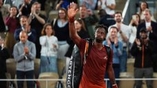 Retiring Monfils, Wawrinka searching for success at final French Open