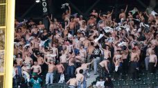 Shirtless fans star at MLB stadiums as ‘Tarps Off’ trend sweeps baseball world