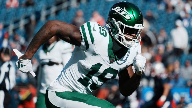 New York Jets wide receiver Irvin Charles warms up prior to an NFL football game, Oct. 27, 2024, in Foxborough, Mass. (Michael Dwyer/AP)