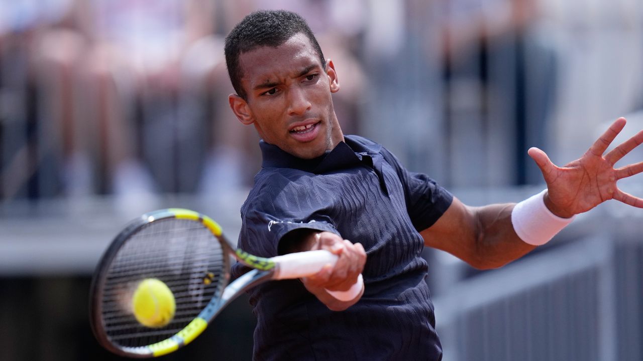 Canada’s Felix Auger-Aliassime wins first match at Hamburg Open