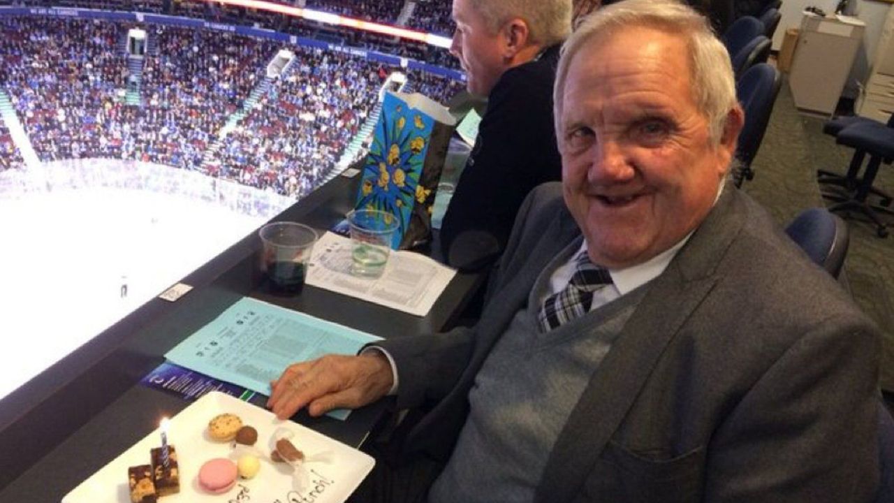 Hockey community mourns death of legendary coach Ernie ‘Punch’ McLean