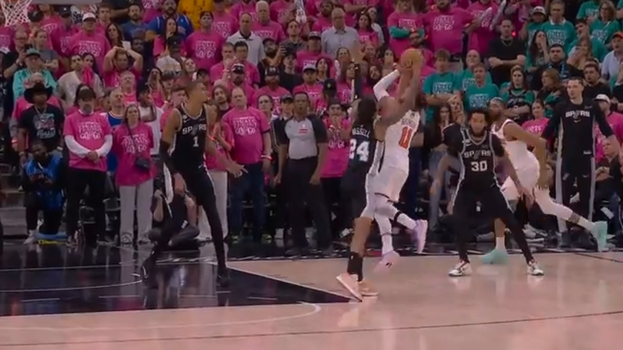 Brunson's Late-Game Mid-Range Mastery Defines Knicks' Closing Edge vs. Spurs