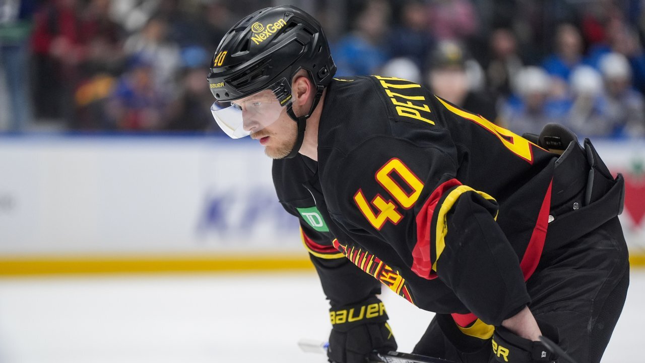 Vancouver väntar på besked om Pettersson när Malhotra presenteras
