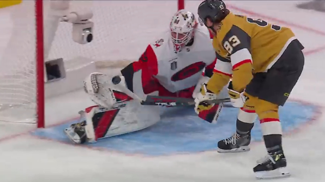 Bussi stoppade Marner på straff – missade hat trick-uppföljaren i Stanley Cup-finalen