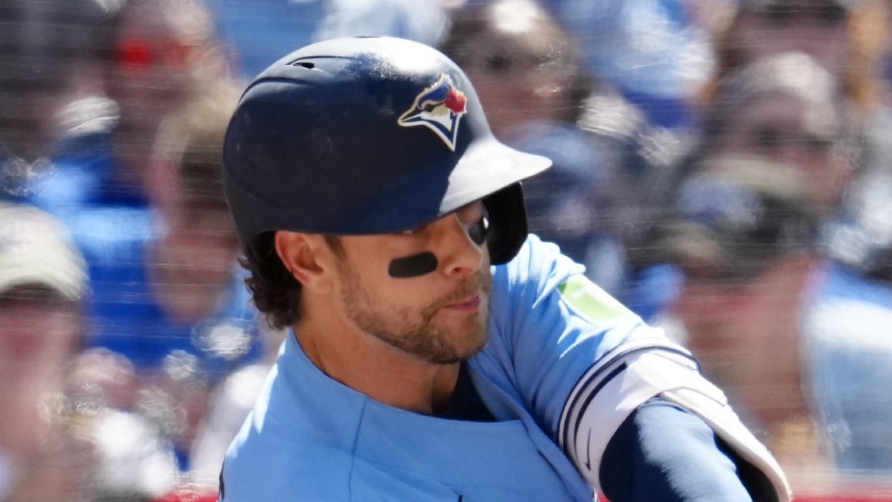 Former umpire Dale Scott weighs in on Clement baserunning controversy