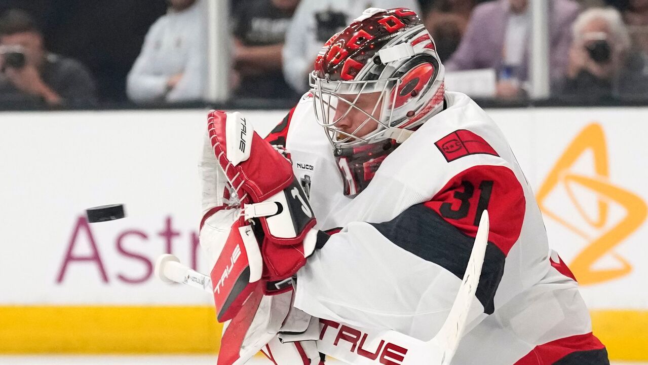 Brind'Amour förklarar varför Andersen petades i Stanley Cup-finalen