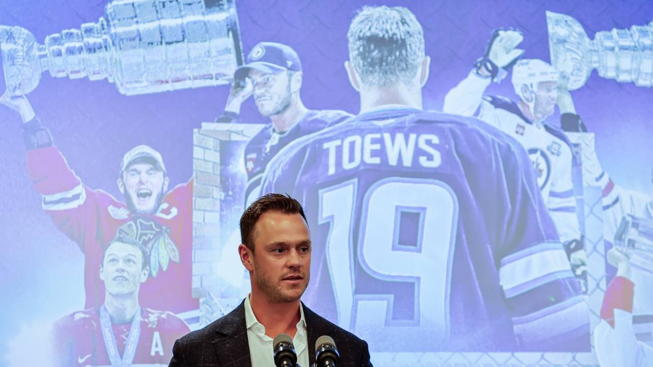 Jonathan Toews lägger av – avslutar 16-årig NHL-karriär