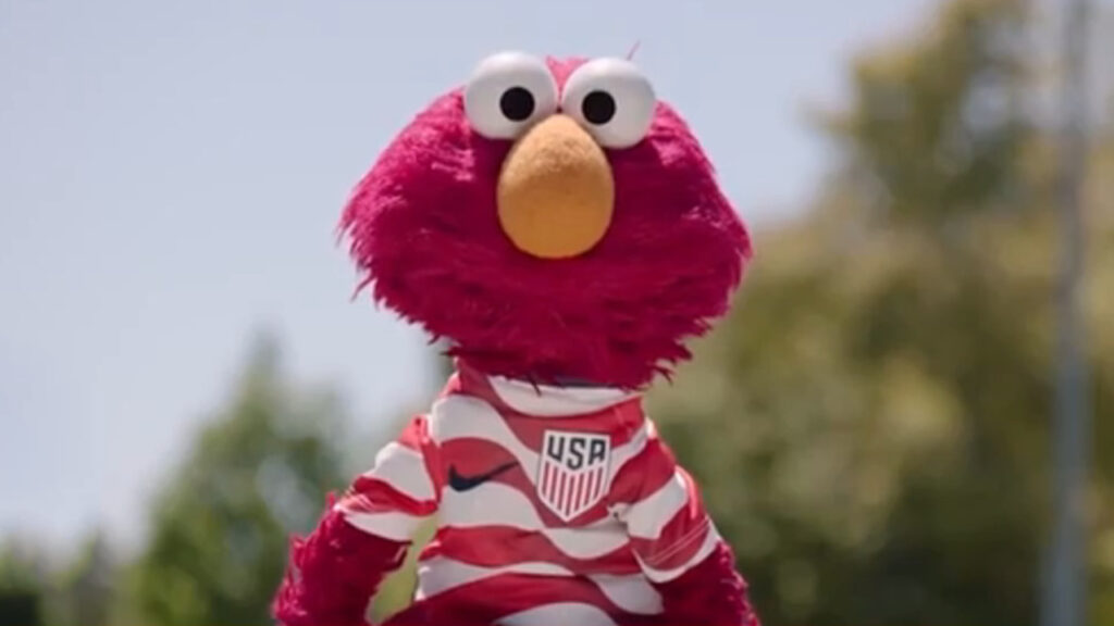 Elmo pledges World Cup allegiance after getting into hot water