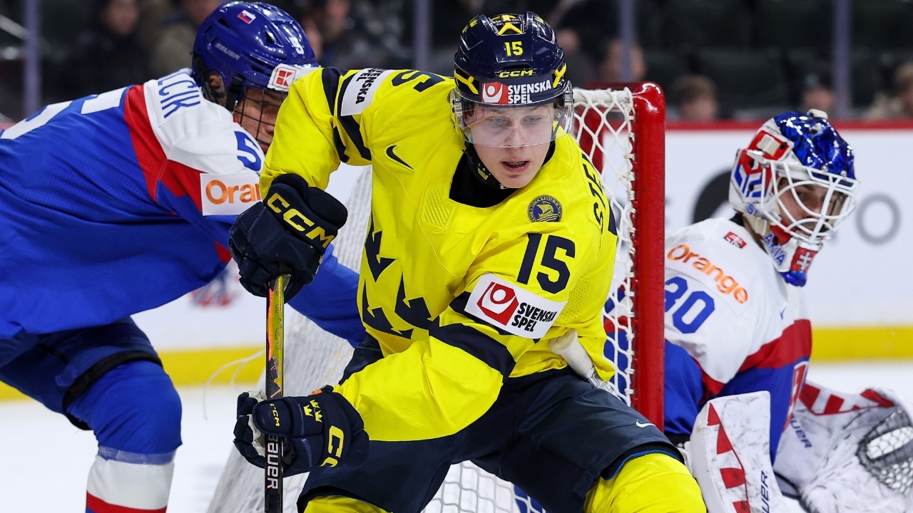 McKenna hyllar svenske Stenberg inför NHL-draften: "Otrolig talang"