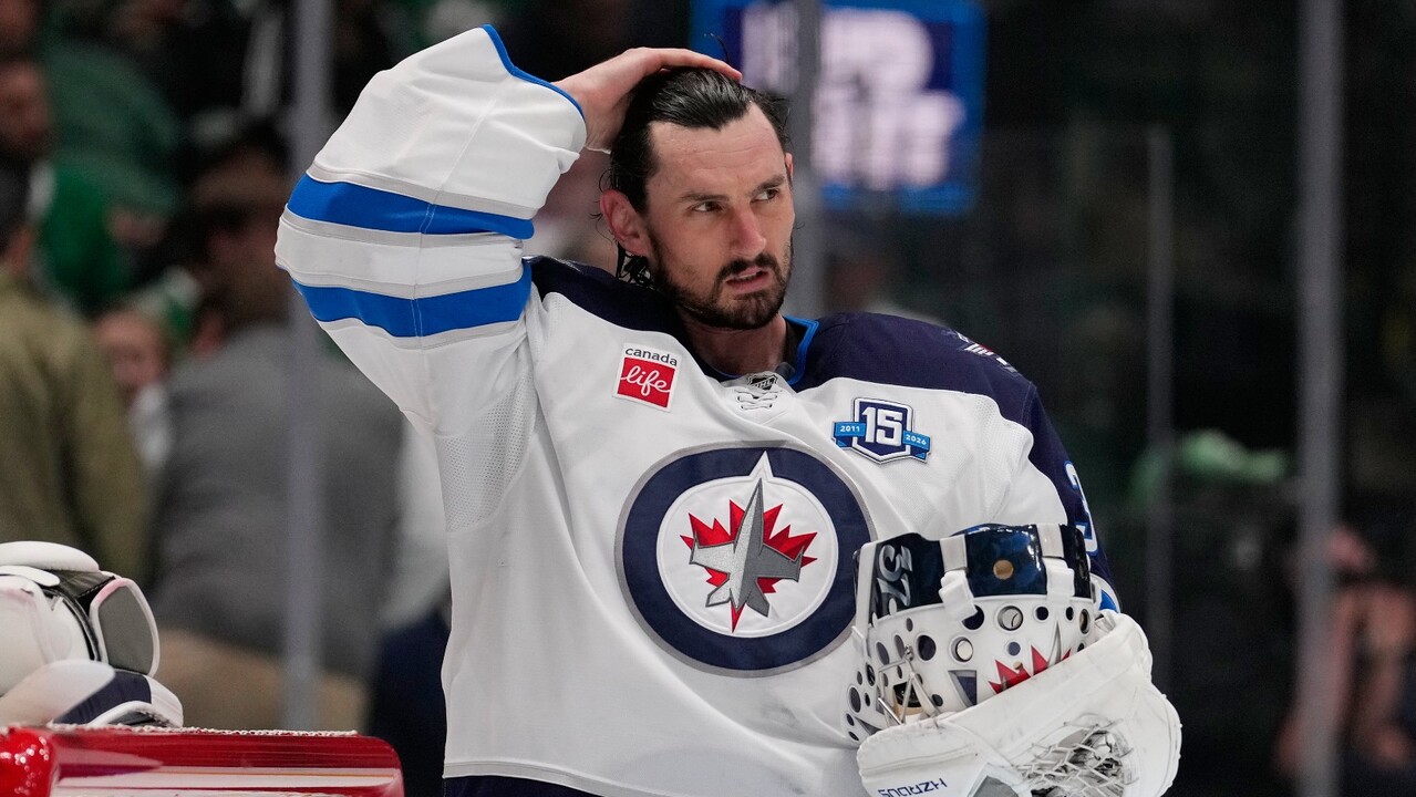 Seravalli: Hellebuyck och Knies var nära att bytas bort under draftkvällen