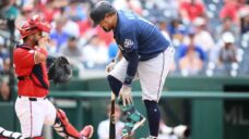 Mariners’ Naylor, Munoz exit vs. Nationals with injuries