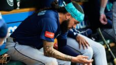 Mariners place shortstop J.P. Crawford on injured list with right hand contusion
