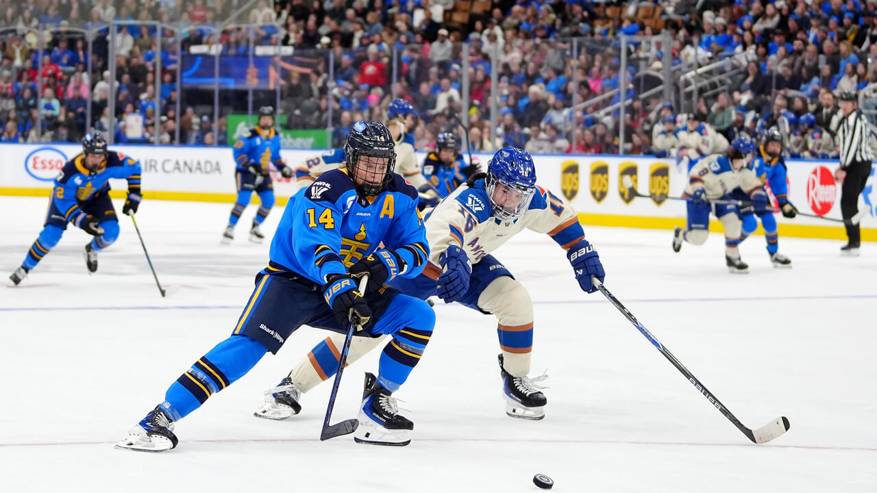 PWHL inför komplex expansionsprocess – stjärnor som Fast inför oviss framtid