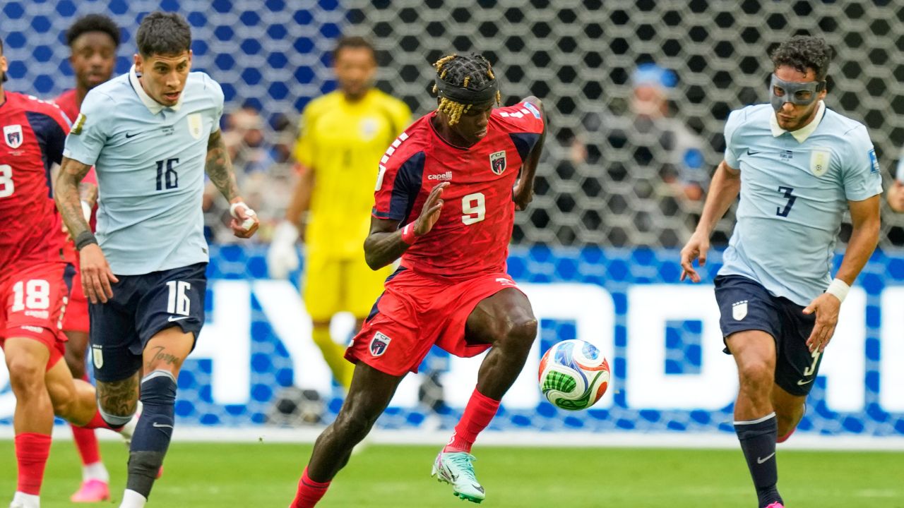 World Cup Live Tracker: Uruguay vs. Cape Verde