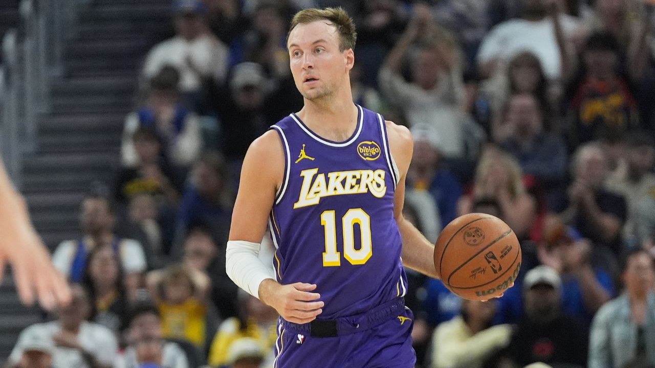 AP source: Suns sign Luke Kennard to two-year, M deal