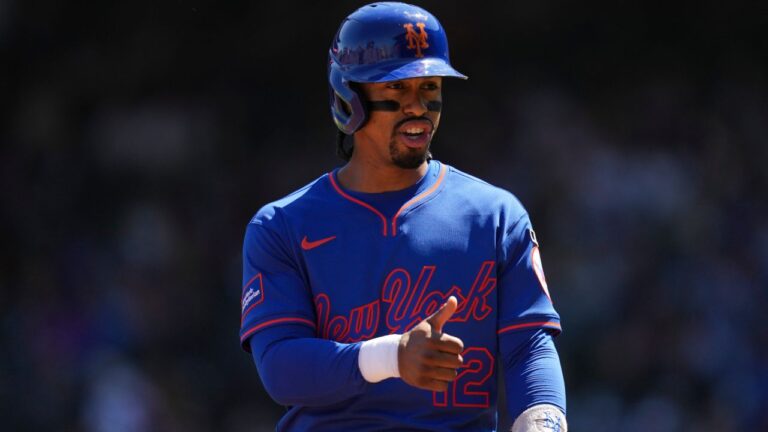 New York Mets' Francisco Lindor plays against the Chicago Cubs on Saturday, April 18, 2026, in Chicago. (Erin Hooley/AP)