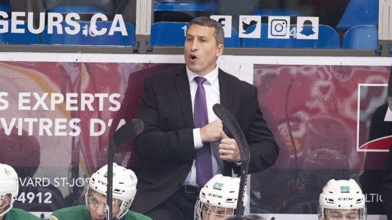 Pascal Rhéaume, head coach of Val d’Or Foreurs, season 2018-19 of the QMJHL in Drummondville, Que., Oct. 18, 2018. THE CANADIAN PRESS IMAGES/Ghyslain Bergeron