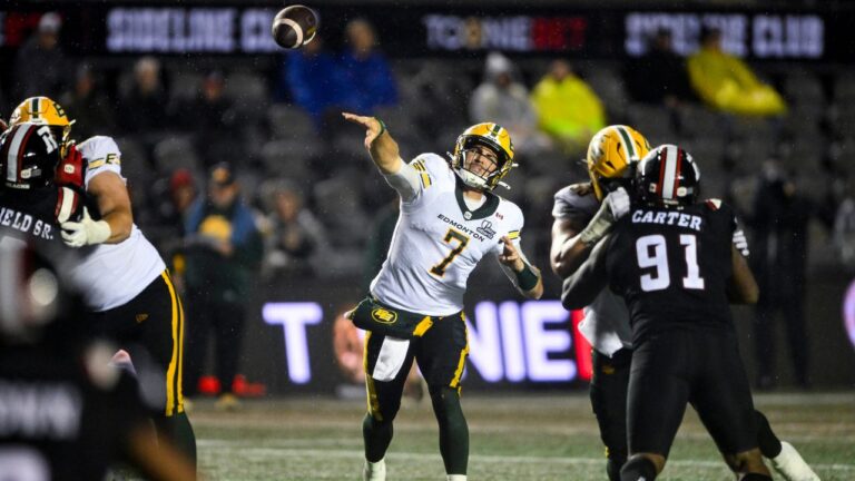 Edmonton Elks' quarterback Cody Fajardo makes a pass during second half against the Ottawa Redblacks on Saturday, June 6, 2026. (Spencer Colby/CP)