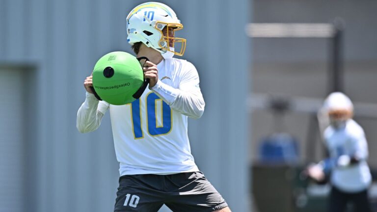 Los Angeles Chargers quarterback Justin Herbert runs a drill during the team's practice, Monday, June 8, 2026, in El Segundo, Calif. (William Liang/AP)