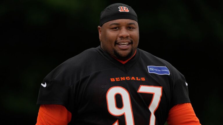 Cincinnati Bengals defensive tackle Dexter Lawrence arrives for the team's practice in Cincinnati, Tuesday, May 26, 2026. (Carolyn Kaster/AP)