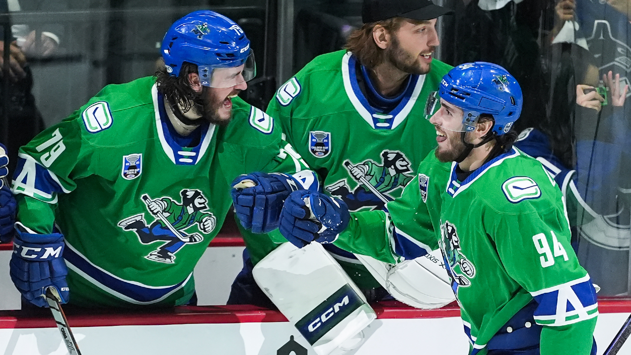 Richard Seeley tar över Canucks AHL-lag – kommer hem till BC