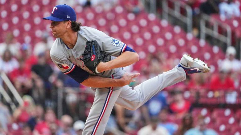 Texas Rangers starting pitcher Jacob DeGrom throws during the first inning of a baseball game against St. Louis Cardinals. (Jeff Roberson/AP)