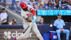 Blue Jays hitting coach David Popkins ejected vs. Phillies