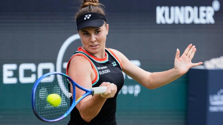 Czech Republic's Linda Noskova returns the ball as she plays against Jessica Pegula of the U.S during the final match at the WTA 500 Berlin Open tennis tournament at the Steffi Graf Stadium, in Berlin, Germany, Sunday, June 21, 2026. (Ebrahim Noroozi/AP)