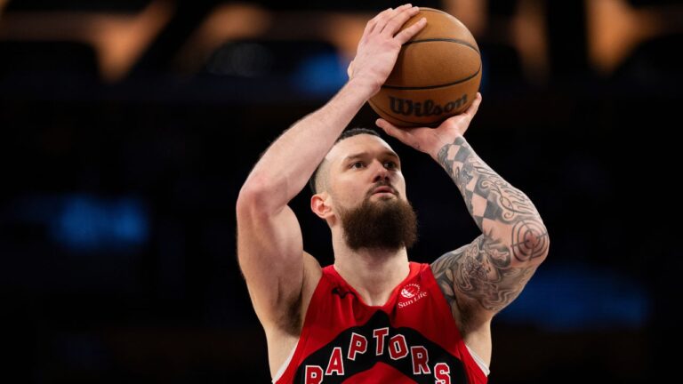 Toronto Raptors forward Sandro Mamukelashvili (54) shoots during an NBA basketball game against the Los Angeles Lakers in Los Angeles, Sunday, Jan. 18, 2026. (Kyusung Gong/AP)