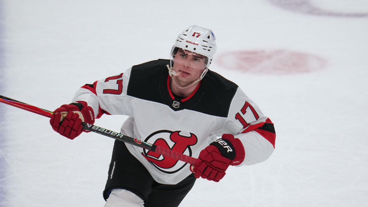 Flames slår till – värvar Simon Nemec från Devils i stor byteshandel