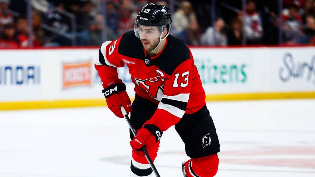 Nico Hischier förlänger med Devils – nytt femårskontrakt värt 11,7 miljoner dollar per år