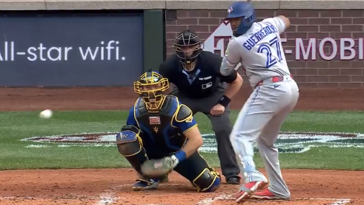 Blue Jays’ Gimenez and Guerrero Jr. drive in third inning RBIs