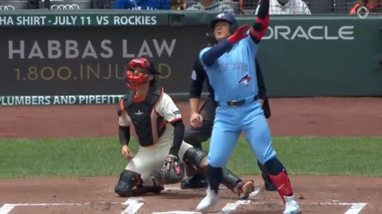 Gotta See It: Okamoto belts first-inning slam in series finale vs. Giants