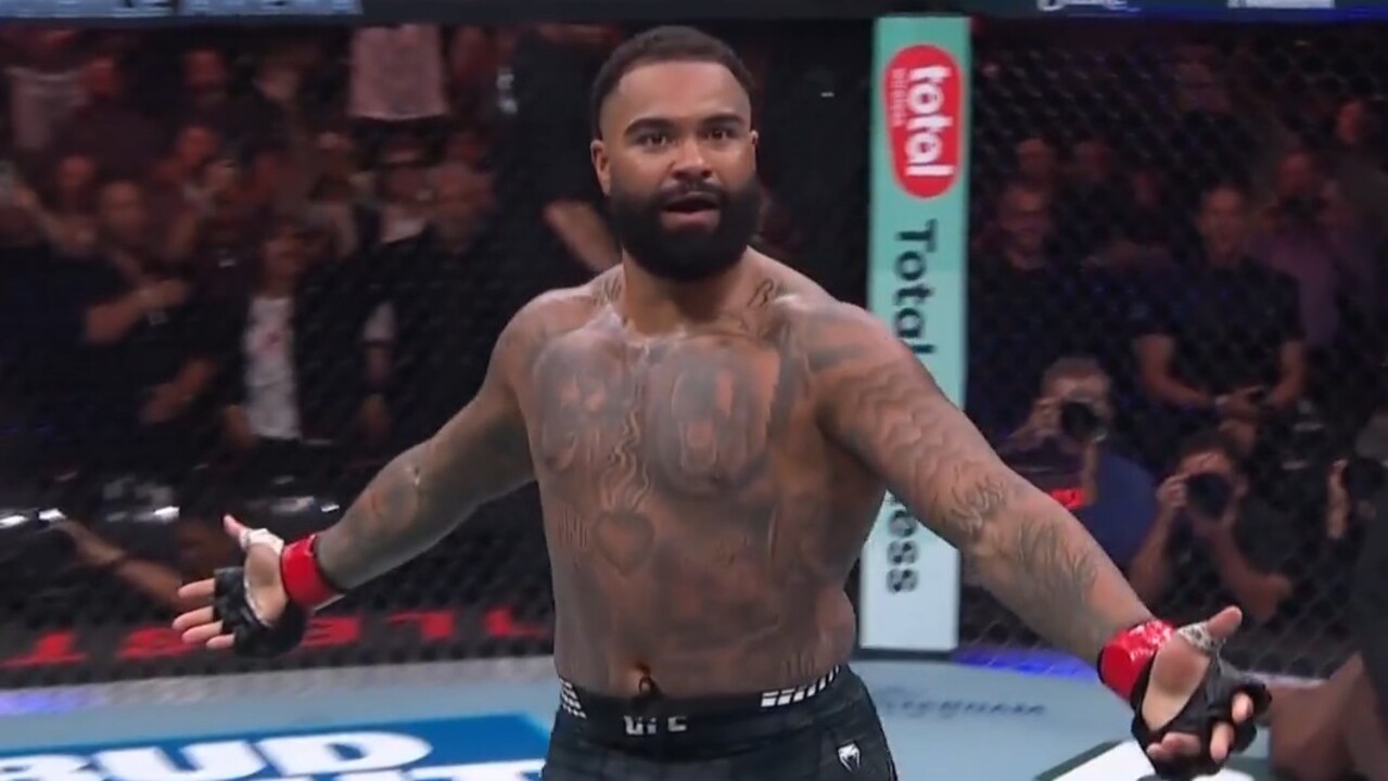 Steveson drops Ellison with strikes to claim KO win in UFC debut