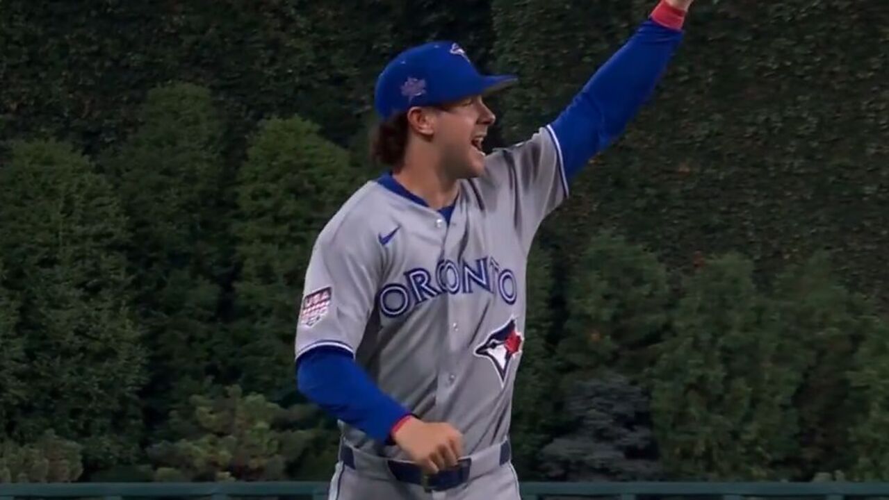 Gotta See It: Blue Jays’ Clement robs Pages with incredible play at All-Star Game