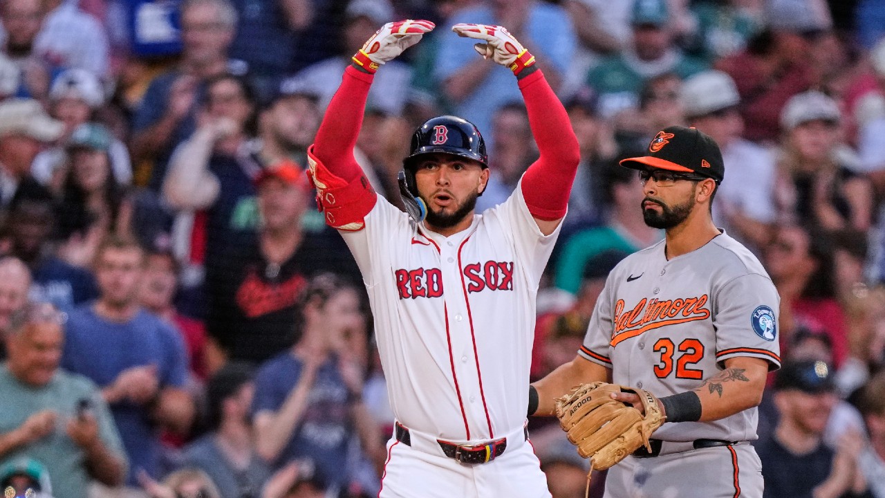 Red Sox extend win streak to 14 with late homer vs. Orioles Red Sox extend win streak to 14 with late homer vs. Orioles