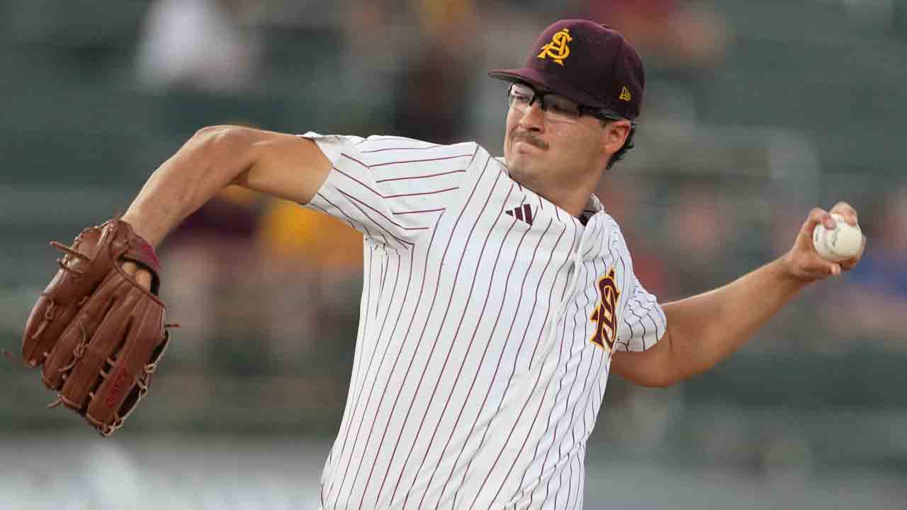 Blue Jays select LHP Cole Carlon with 39th pick in MLB Draft Blue Jays select LHP Cole Carlon with 39th pick in MLB Draft