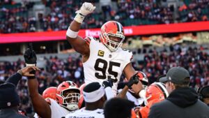 Myles Garrett celebrates with teammates after breaking the NFL single season sack record during an NFL game against the Cincinnati Bengals in Cincinnati, on Jan. 4, 2026. (David Dermer/AP)