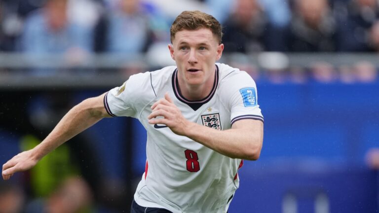 England's Elliot Anderson (8) runs with the ball during the World Cup Group L soccer match between England and Ghana in Foxborough, Mass., near Boston, Tuesday, June 23, 2026. (AP Photo/Dave Shopland)